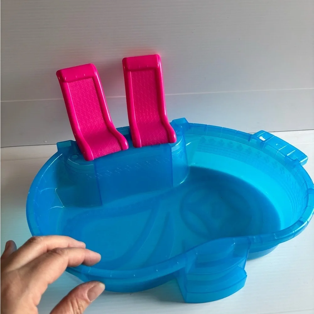 Barbie Pool - Picture 2 of 4